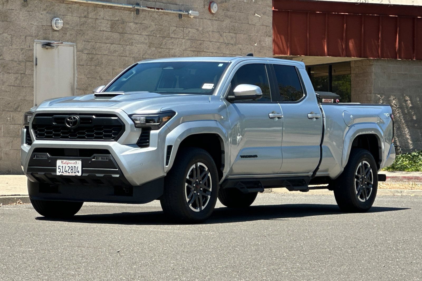Used 2024 Toyota Tacoma TRD Sport w/ TRD Sport Premium Package AWD/4WD image 8