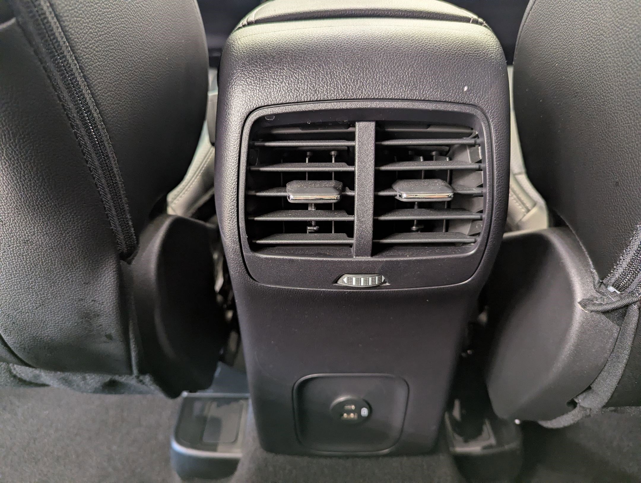 Certified 2022 Ford Escape SEL w/ Technology Package image 19