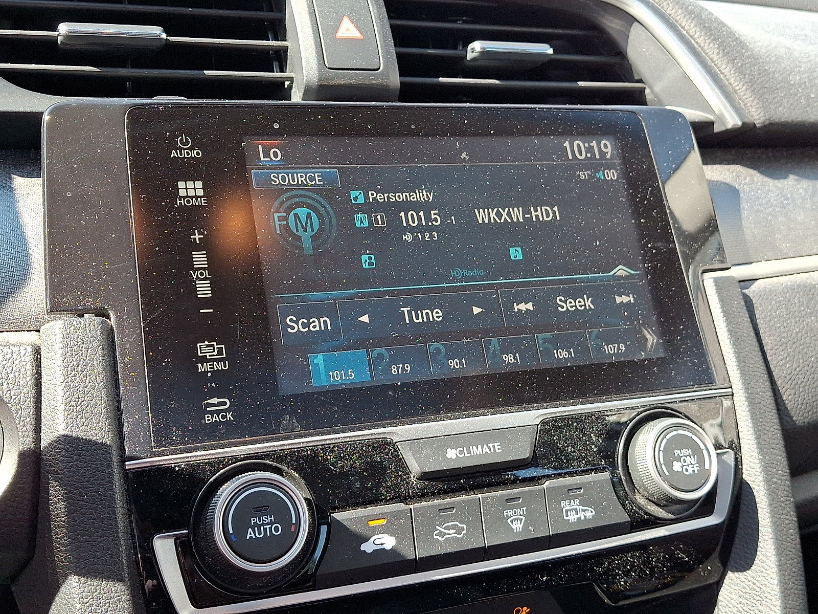 Used 2018 Honda Civic EX image 18