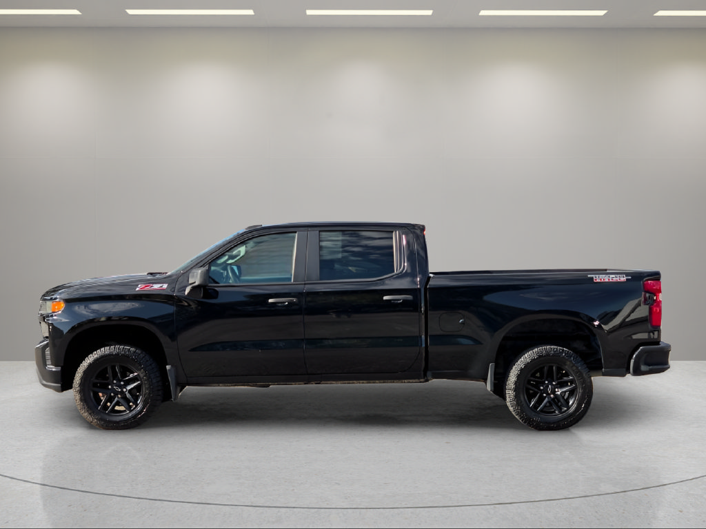 Used 2021 Chevrolet Silverado 1500 Custom Trail Boss w/ Safety Confidence Package AWD/4WD image 4