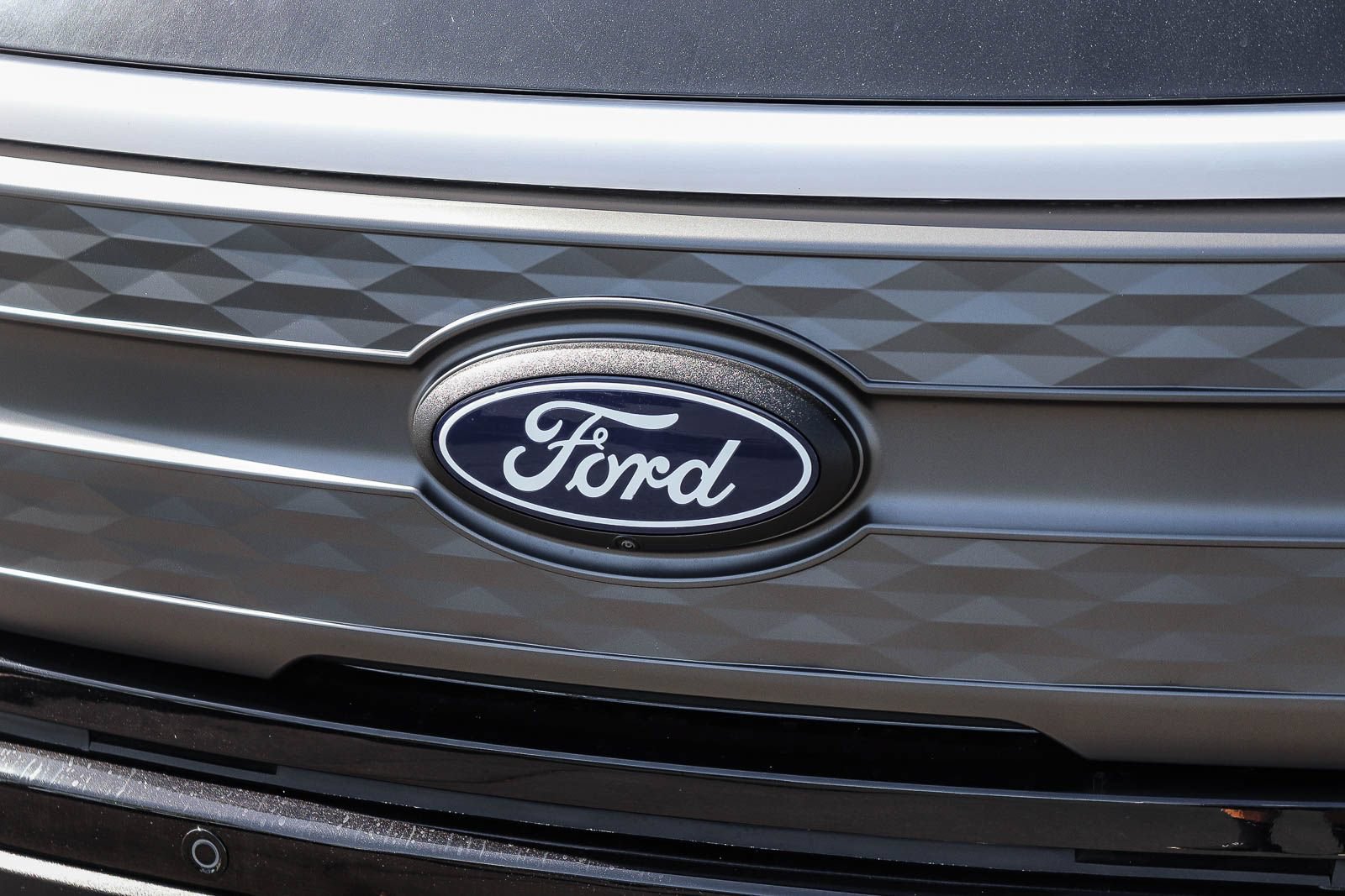 Certified 2025 Ford F150 Lightning Lariat AWD/4WD image 11