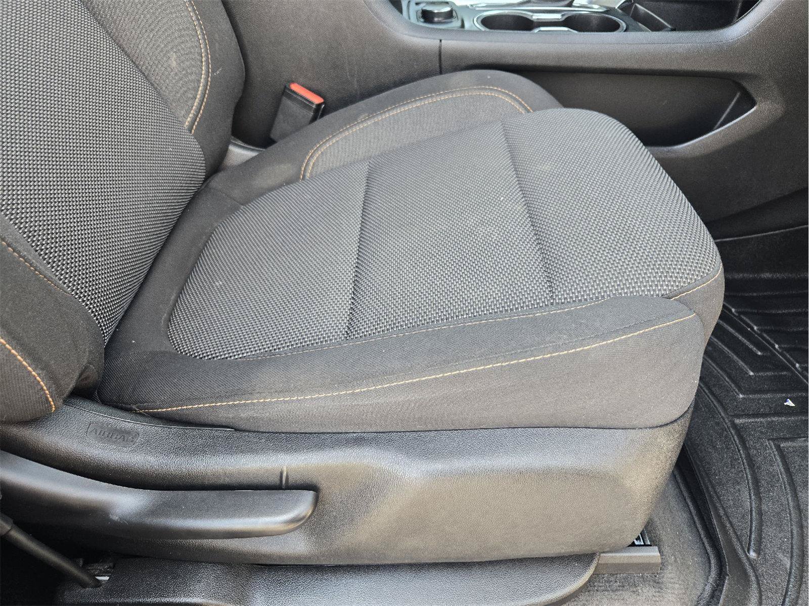 Used 2020 Chevrolet Traverse LS FWD image 22