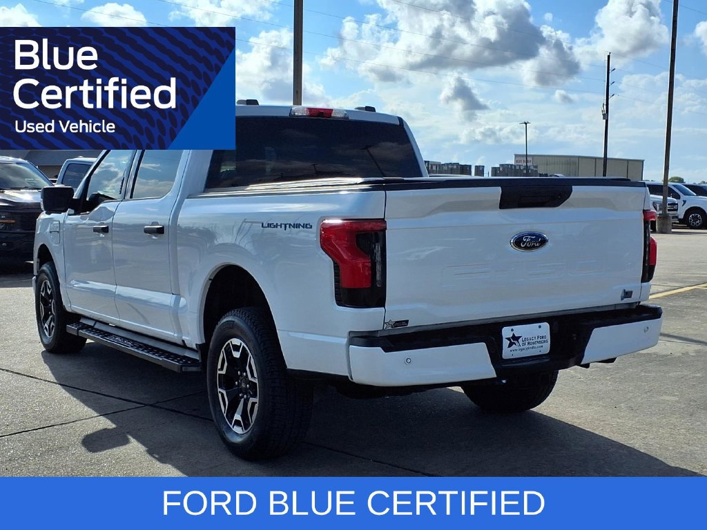 Certified 2023 Ford F150 Lightning XLT AWD/4WD image 4