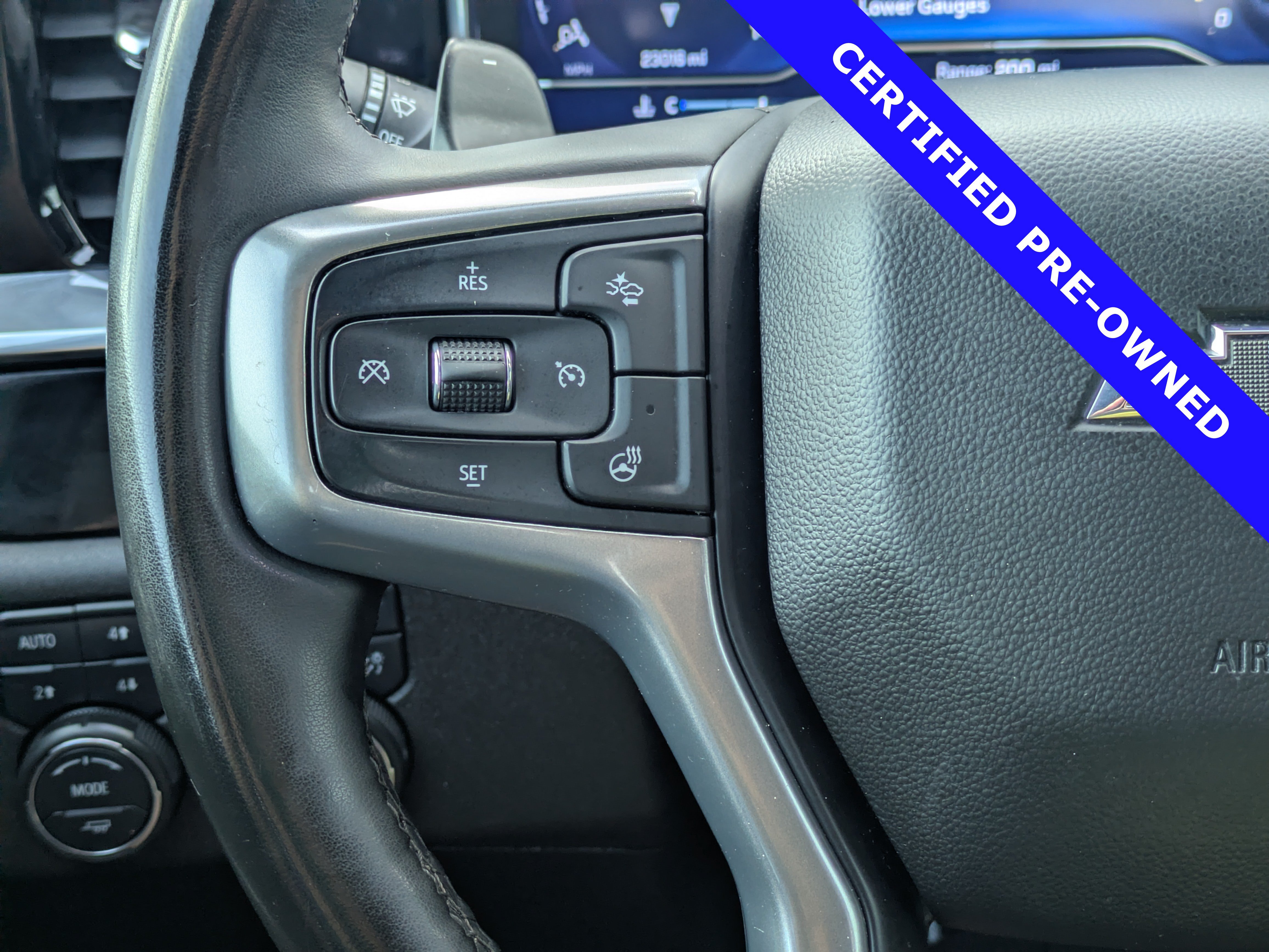 Used 2025 Chevrolet Silverado 1500 RST AWD/4WD image 26