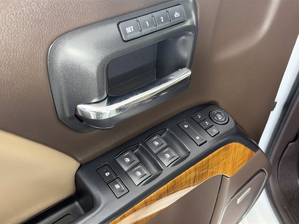 Used 2018 GMC Sierra 1500 SLT AWD/4WD image 25