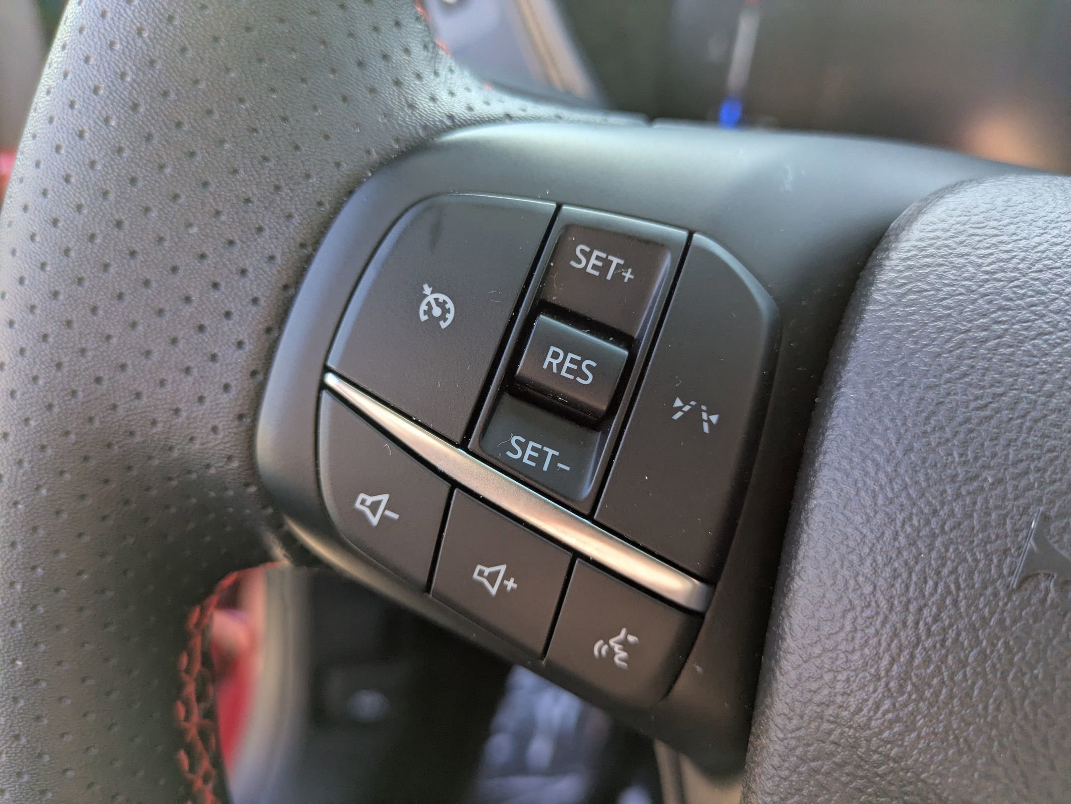 Certified 2025 Ford Escape ST-Line Elite image 16