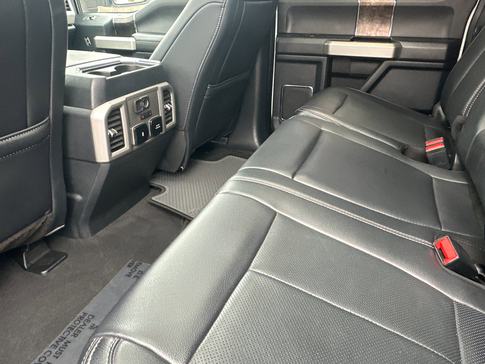 Certified 2022 Ford F350 Lariat w/ Lariat Ultimate Package image 13