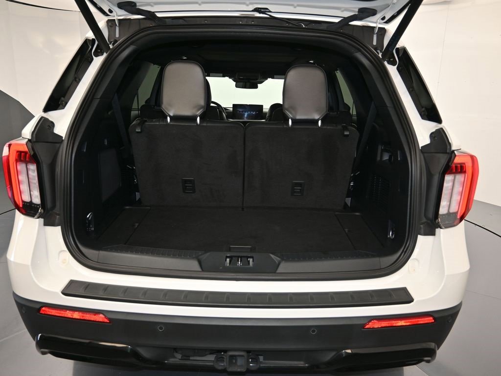Certified 2025 Ford Explorer ST-Line w/ Premium Package image 42