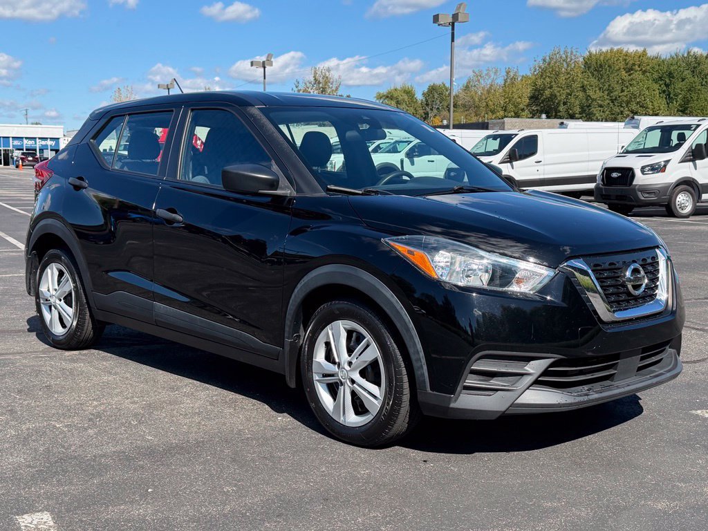 Used 2020 Nissan Kicks S FWD image 6