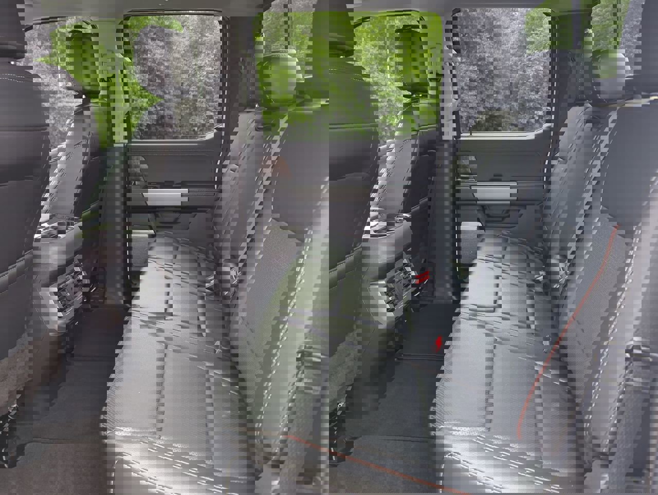 Certified 2024 Ford F250 Lariat w/ Lariat Ultimate Package AWD/4WD image 11