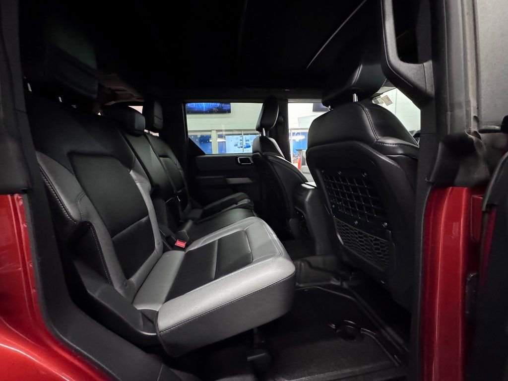 Certified 2023 Ford Bronco Black Diamond image 17
