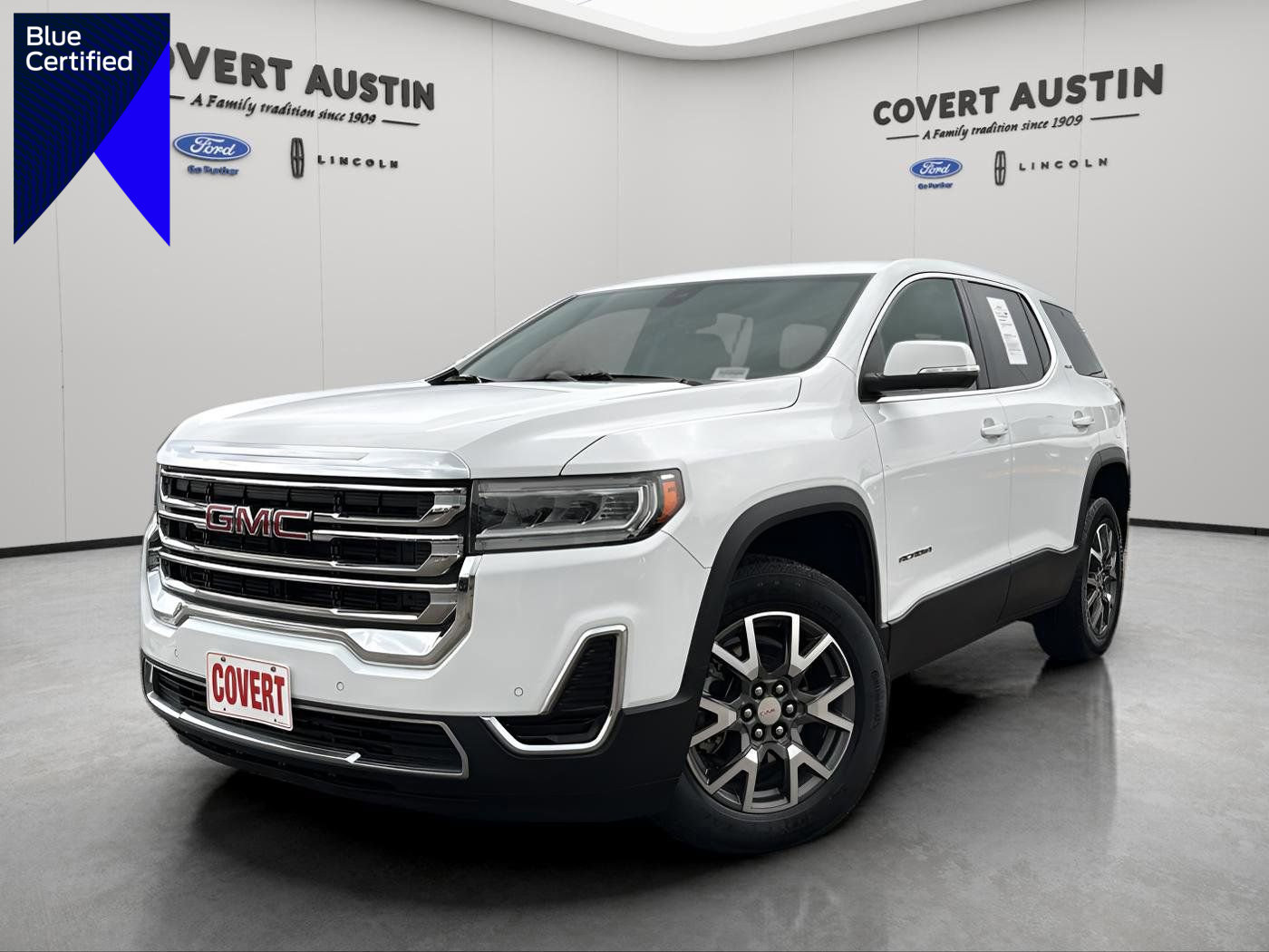 Used 2023 GMC Acadia SLE image 1