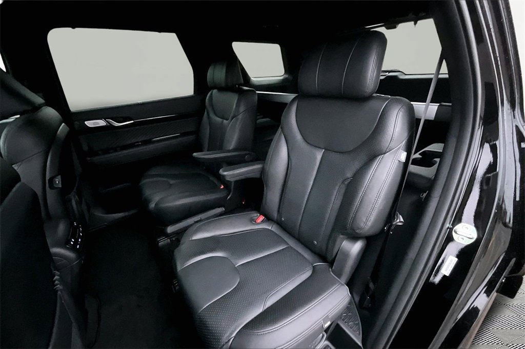 Used 2025 Hyundai Palisade Calligraphy image 26