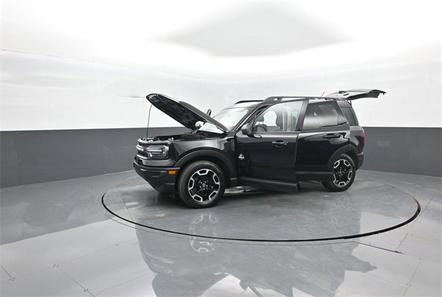 Certified 2023 Ford Bronco Sport Outer Banks w/ Tech Package image 37