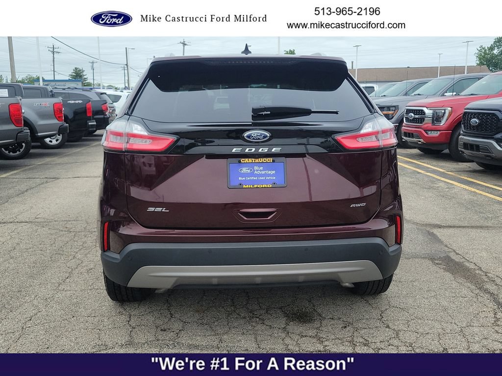 Certified 2024 Ford Edge SEL w/ Convenience Package AWD/4WD image 4