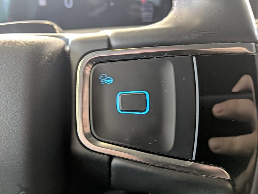 Certified 2025 Ford Expedition Max Platinum image 23