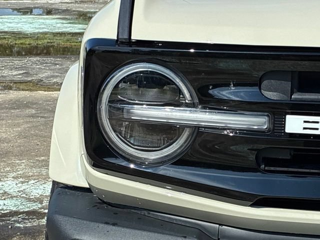 Certified 2025 Ford Bronco Outer Banks AWD/4WD image 9