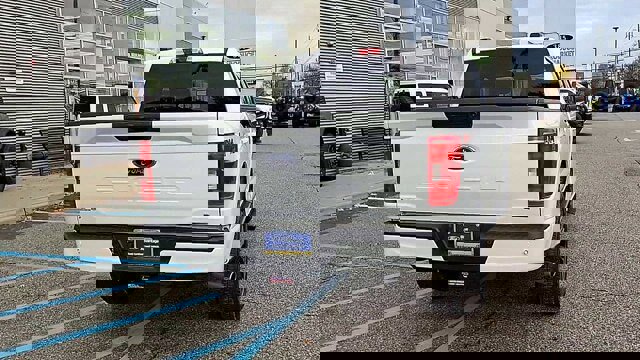 Certified 2022 Ford F150 XLT w/ Equipment Group 301A Mid image 7