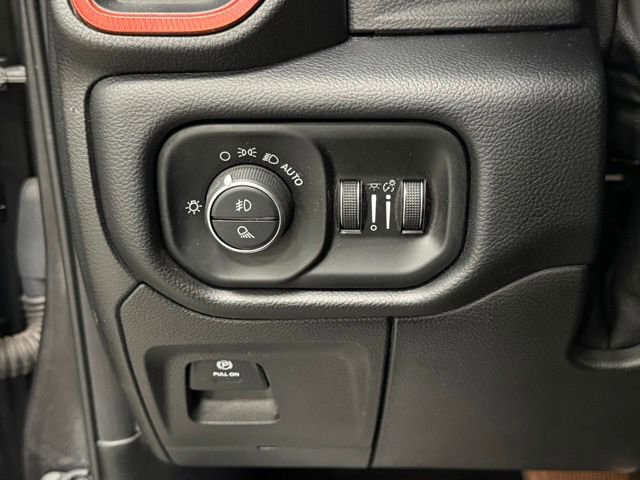 Used 2019 RAM 1500 Rebel AWD/4WD image 15