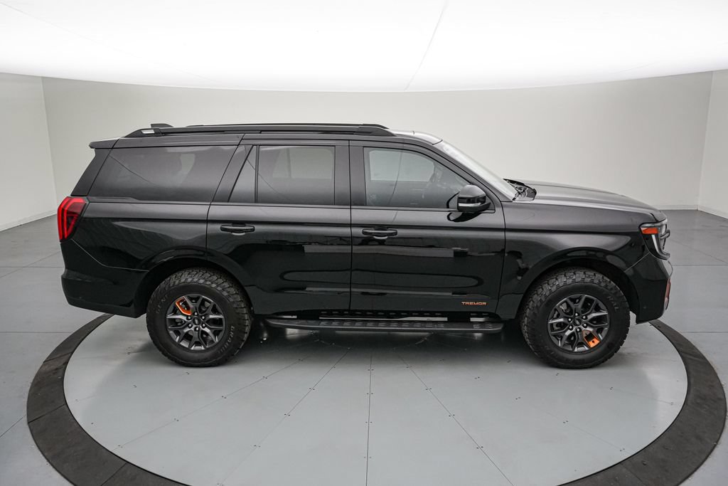 Certified 2025 Ford Expedition Tremor AWD/4WD image 3
