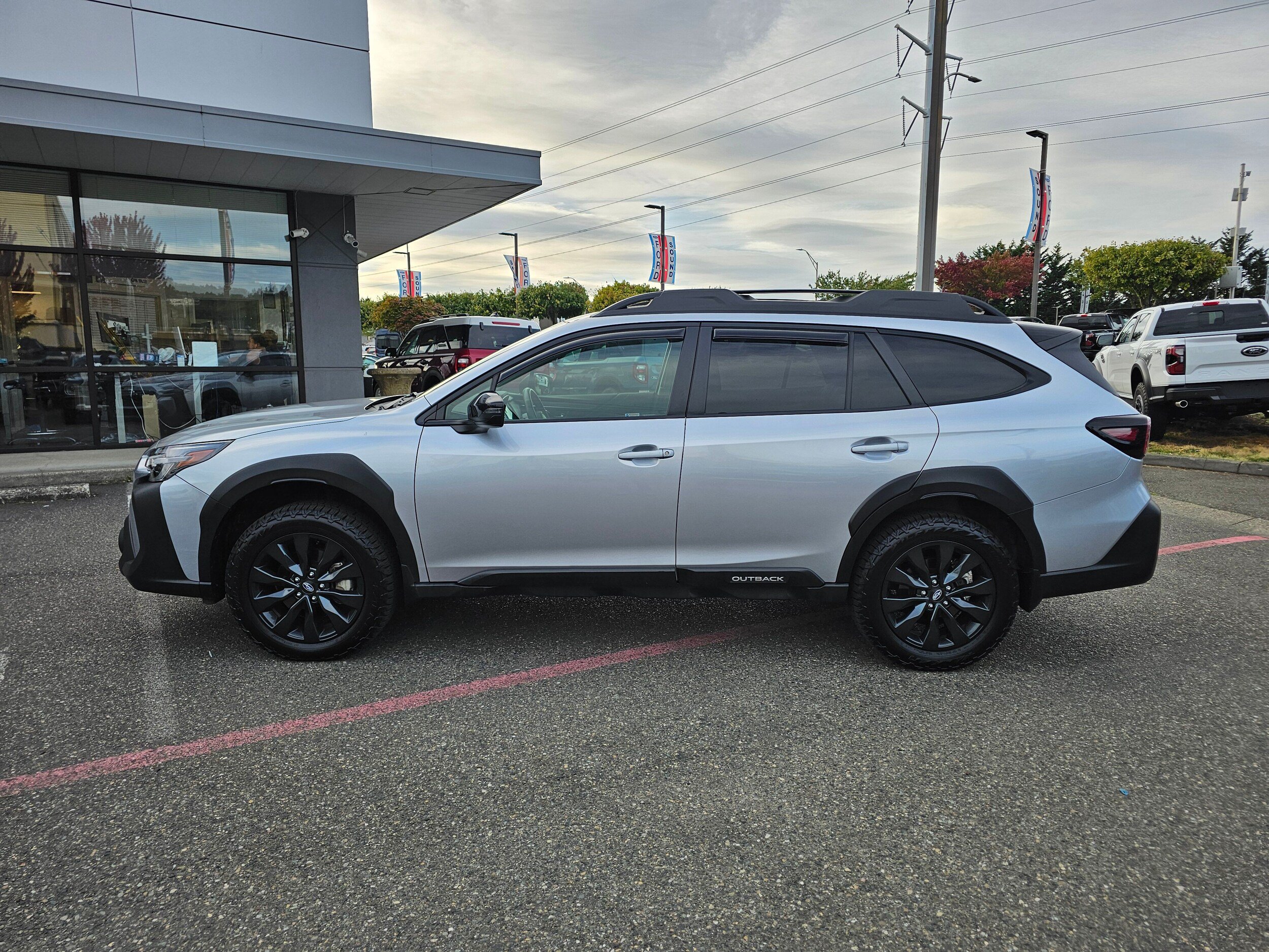 Used 2024 Subaru Outback Onyx Edition XT AWD/4WD image 8
