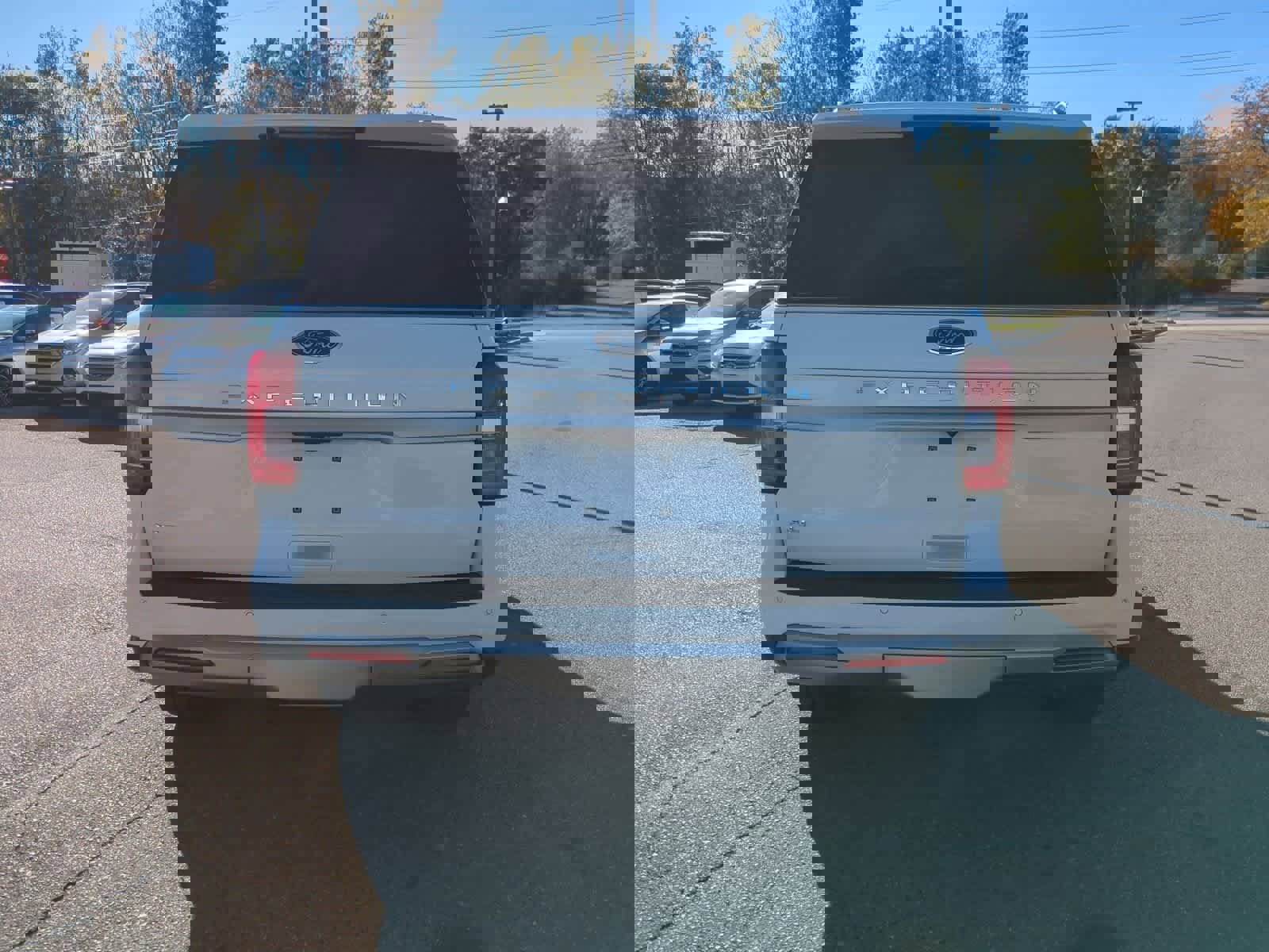 Certified 2022 Ford Expedition XLT image 7