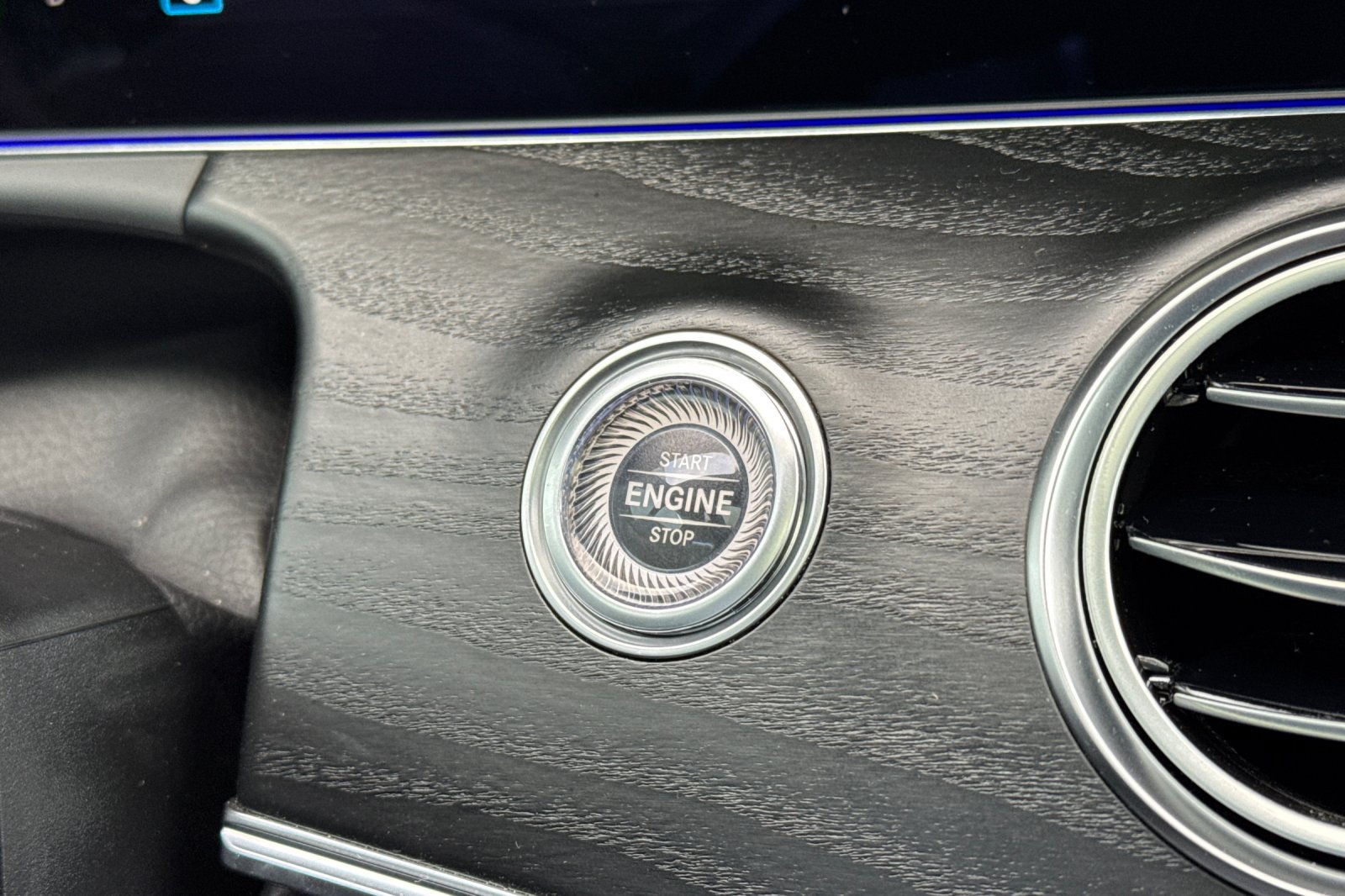 Used 2022 Mercedes-Benz E 450 4MATIC Sedan image 22