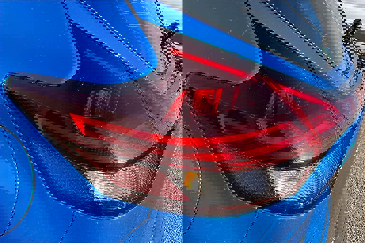 Used 2021 Nissan Kicks SR image 27