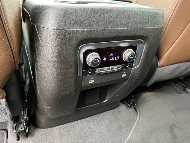 Used 2024 Chevrolet Tahoe High Country AWD/4WD image 25
