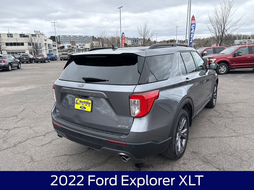 Certified 2022 Ford Explorer XLT w/ XLT Sport Appearance Package AWD/4WD image 7