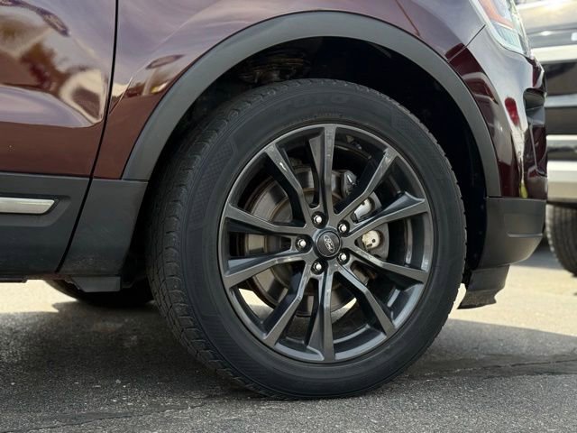 Certified 2018 Ford Explorer XLT w/ XLT Appearance Package AWD/4WD image 45
