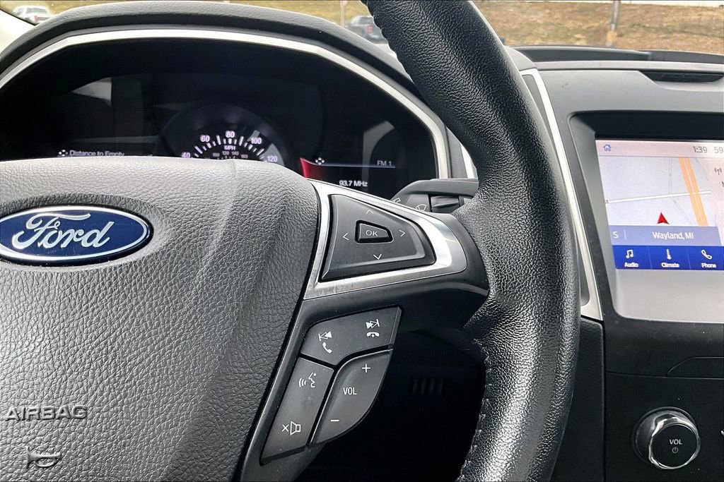 Certified 2020 Ford Edge SEL image 18
