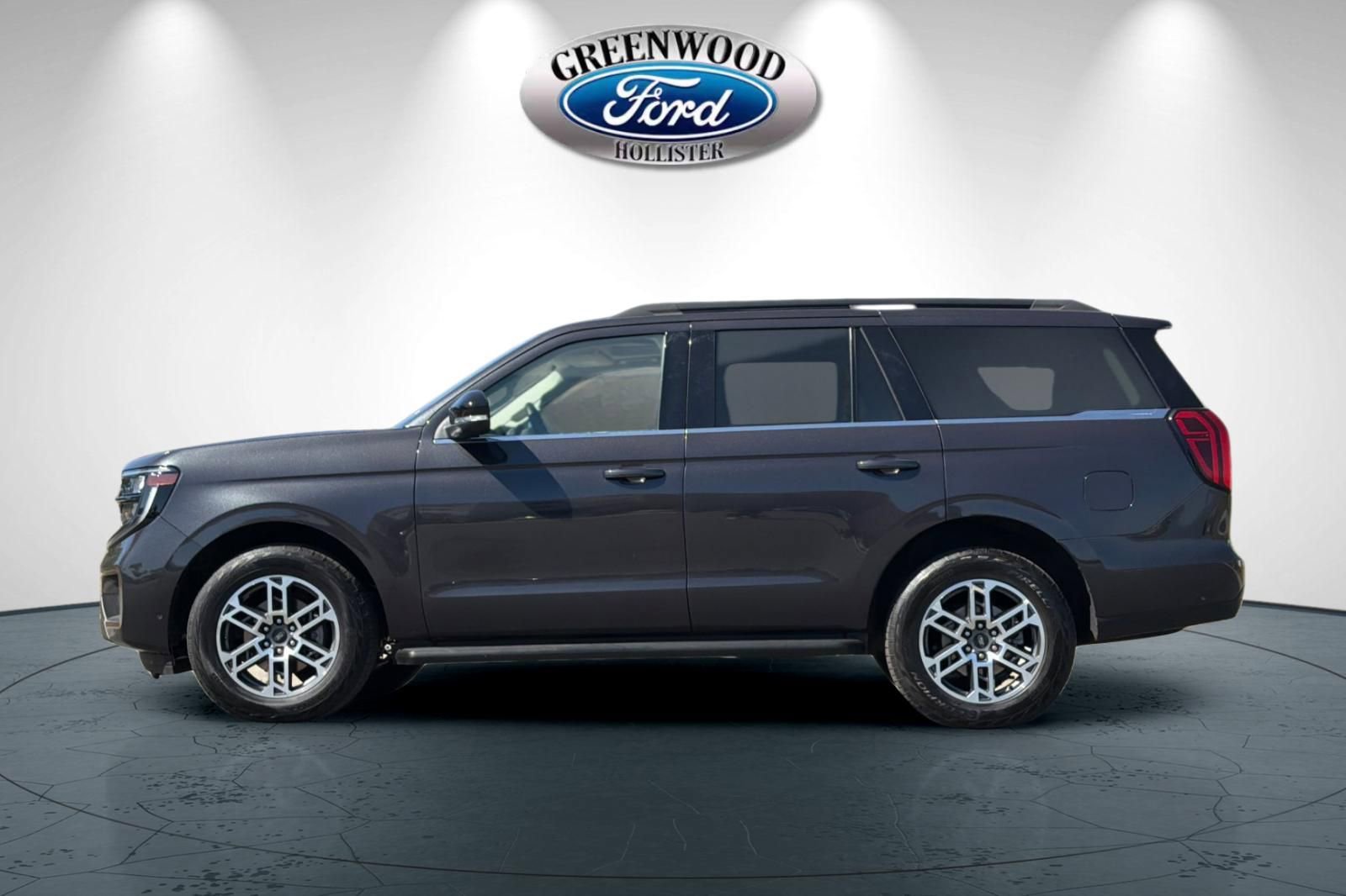 Certified 2025 Ford Expedition Active AWD/4WD image 7