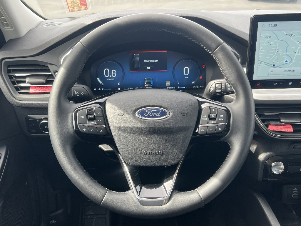 Certified 2025 Ford Escape Platinum AWD/4WD image 22