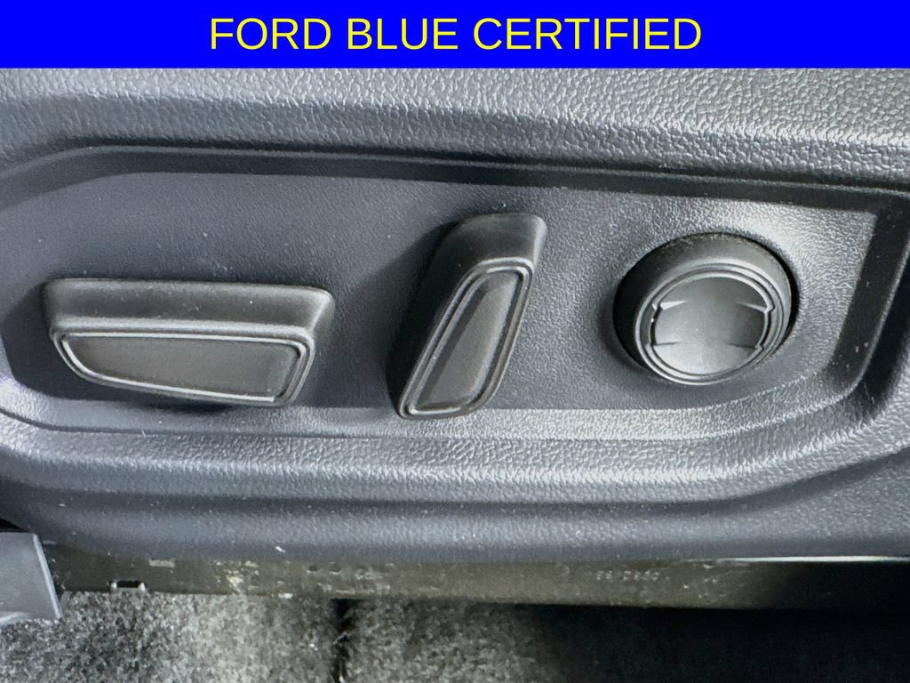 Used 2025 Toyota Tundra SR5 w/ SR5 Premium Package AWD/4WD image 22