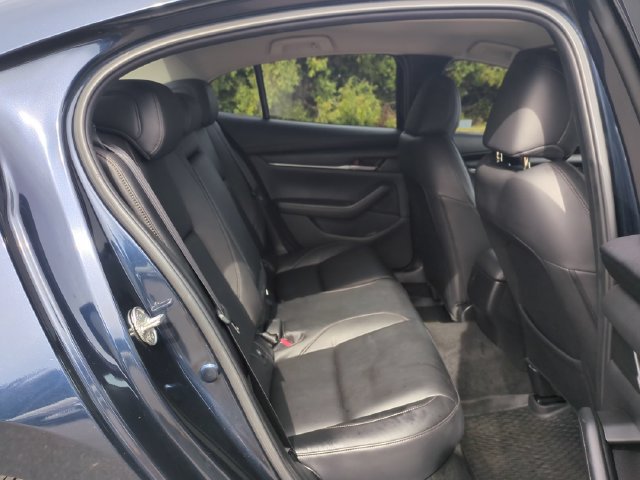Used 2021 MAZDA MAZDA3 s AWD/4WD image 32