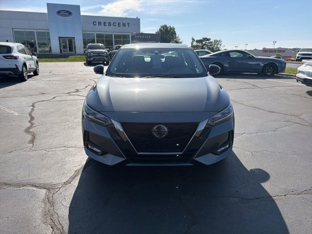 Used 2022 Nissan Sentra SR w/ SR Premium Package FWD image 2