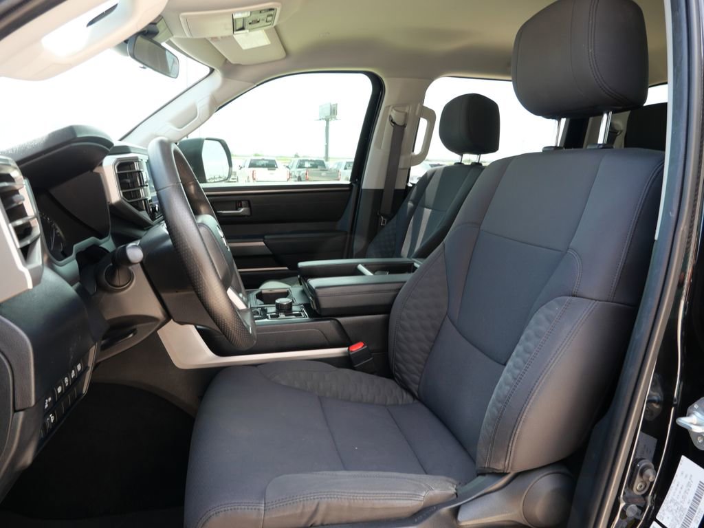 Used 2022 Toyota Tundra SR5 AWD/4WD image 19