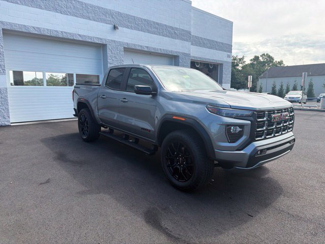 Used 2025 GMC Canyon AT4 AWD/4WD image 8