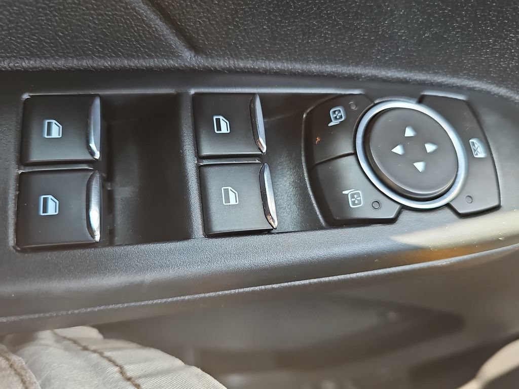 Certified 2022 Ford Escape SE AWD/4WD image 25