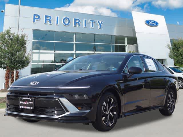 Used 2024 Hyundai Sonata SEL FWD image 1