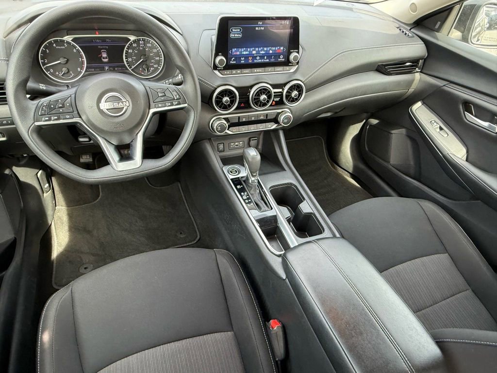 Used 2024 Nissan Sentra SV image 13