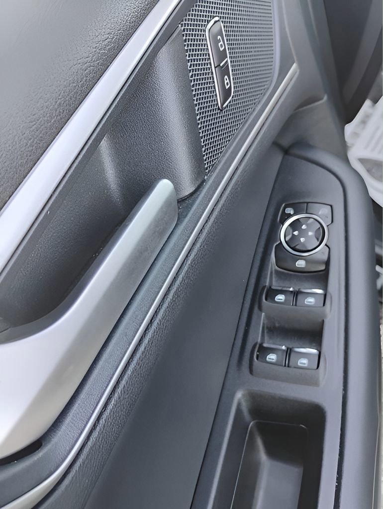 Certified 2024 Ford Edge SEL image 21