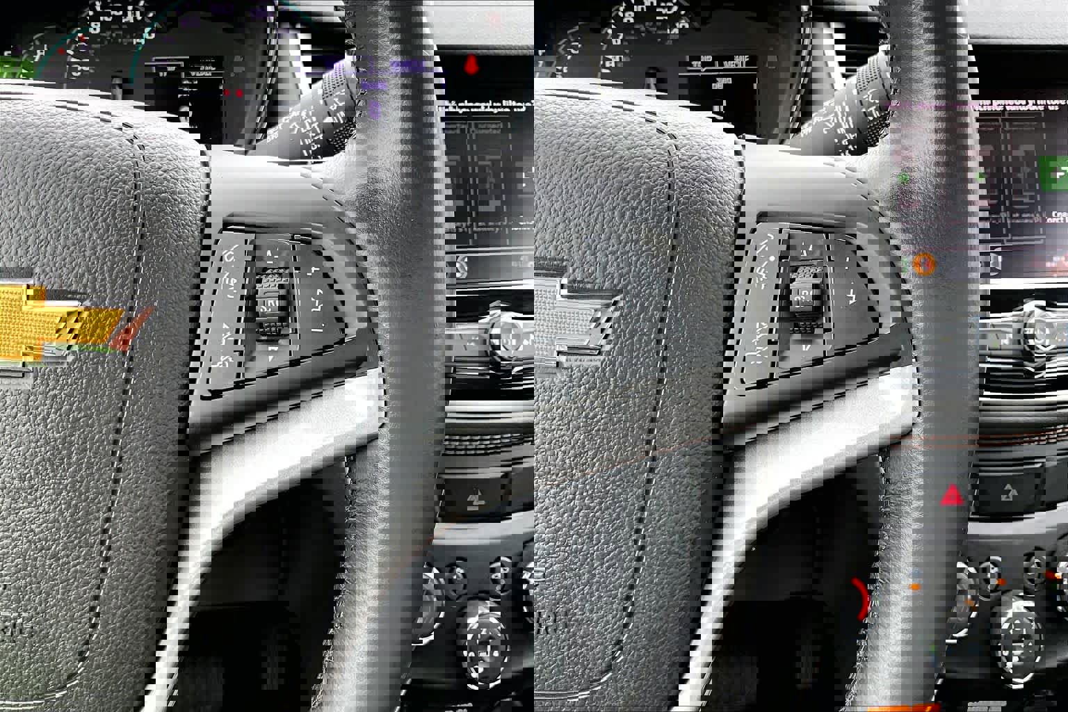 Used 2020 Chevrolet Trax LT w/ LT Convenience Package image 24