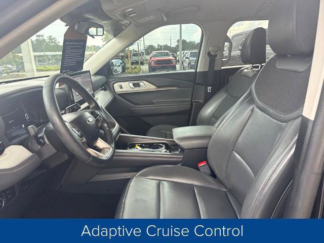 Certified 2025 Ford Explorer Active w/ Active Comfort Package RWD image 8