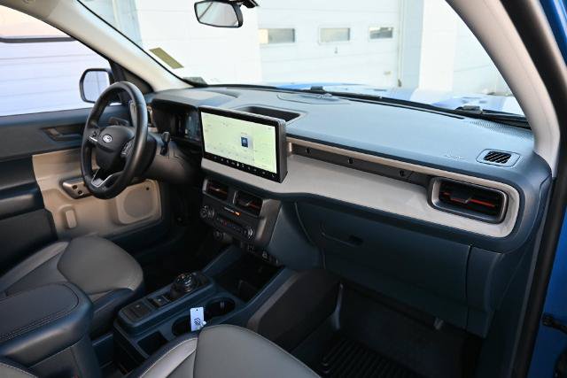 Certified 2025 Ford Maverick Lariat w/ 4K Tow Package AWD/4WD image 21
