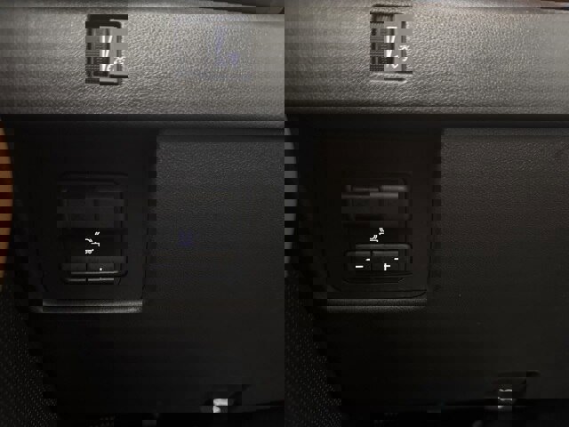 Used 2023 GMC Canyon AT4 w/ AT4 Premium Package image 20