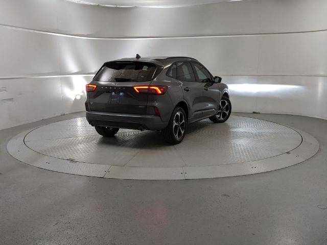 Certified 2024 Ford Escape ST-Line Elite image 3