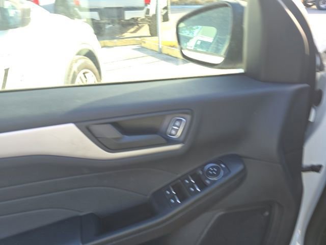 Certified 2022 Ford Escape S image 6