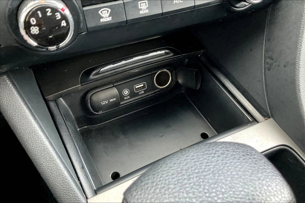 Used 2020 Kia Optima LX FWD image 25